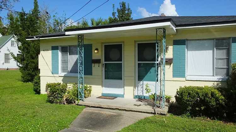4235 San Juan Ave Jacksonville, FL 32210 | MLS 1072449 Photo 1