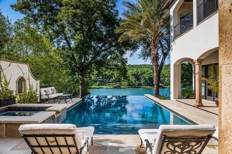 1614 Bruton Springs RD Austin, TX 78733