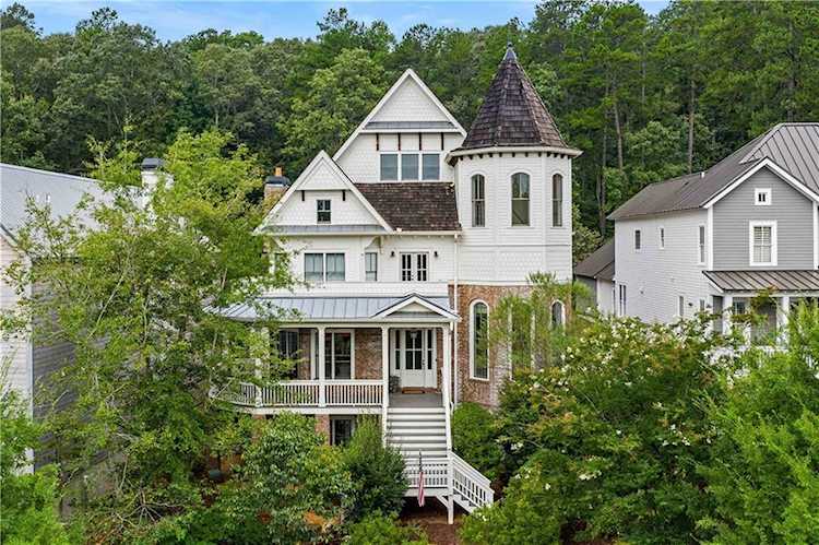 10731 Serenbe Ln Chattahoochee Hills, GA 30268