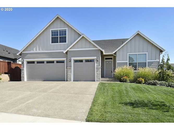 601 E Spruce Ave La Center, WA 98629
