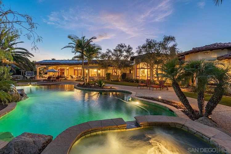 13921 Rancho Dorado Bend San Diego, CA 92130
