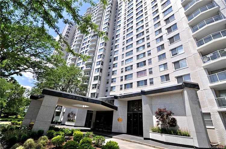 3333 Henry Hudson Parkway #18P Bronx, NY 10463