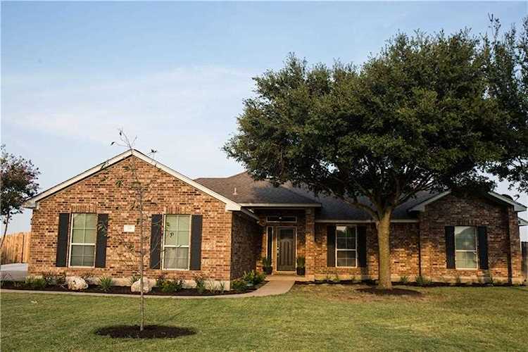 116 San Jacinto Hutto, TX 78634