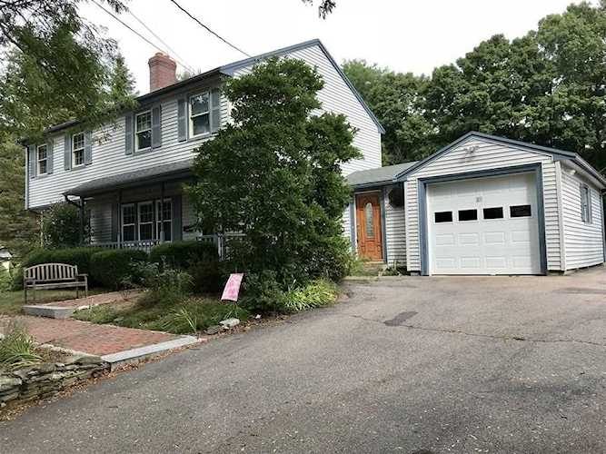 35 Cottage Street Medway, MA 02053