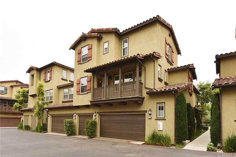137 Danbrook Irvine, CA 92603