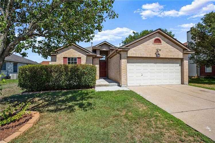 607 Caballero Rd Leander, TX 78641
