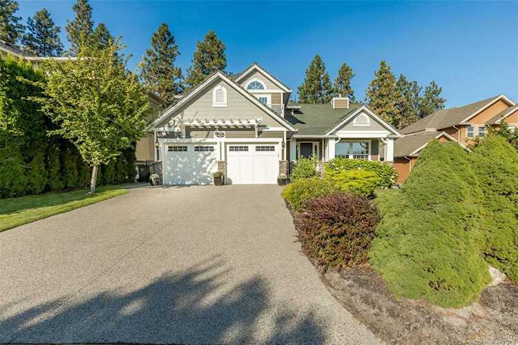 590 Arbor View Drive Kelowna, BC V1W4Z8