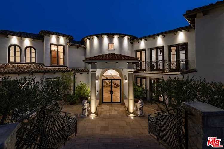 1138 Las Pulgas Road Pacific Palisades, CA 90272