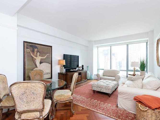 2 Avery St #21B Boston, MA 02111