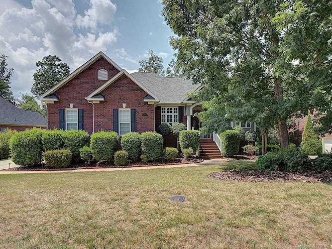 333 Killian Ct Matthews, NC 28104