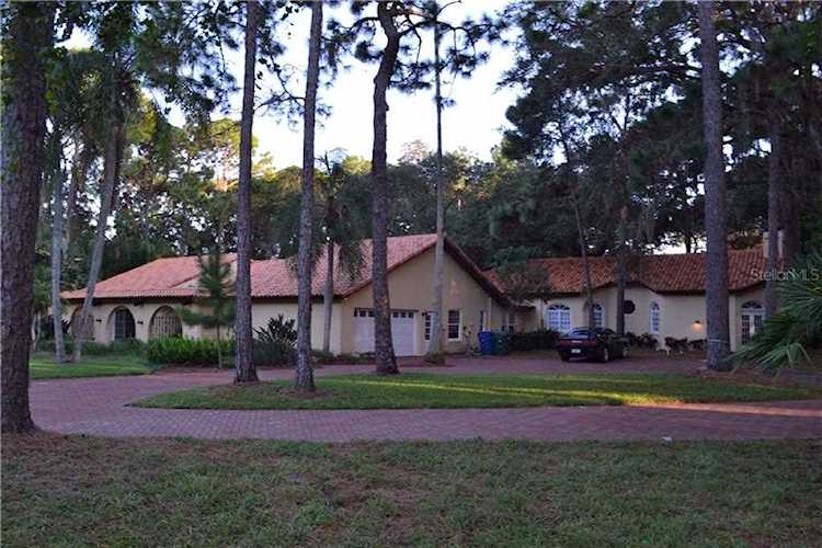 2401 Margolin Ln Clearwater, FL 33764