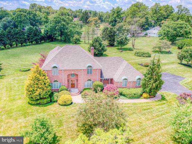 8 Dogwood Ct Westampton, NJ 08060