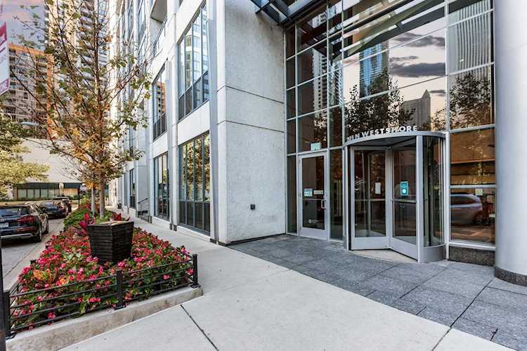 201 N Westshore Dr #105 Chicago, IL 60601
