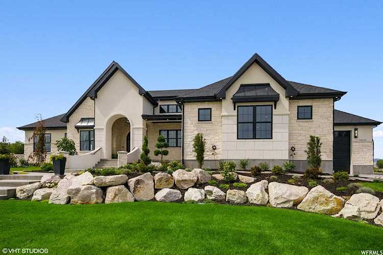 14524 S Fireridge W Cv Bluffdale, UT 84065