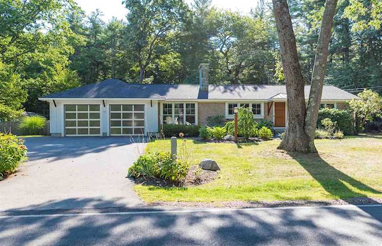 195 Mill Rd North Hampton, NH 03862