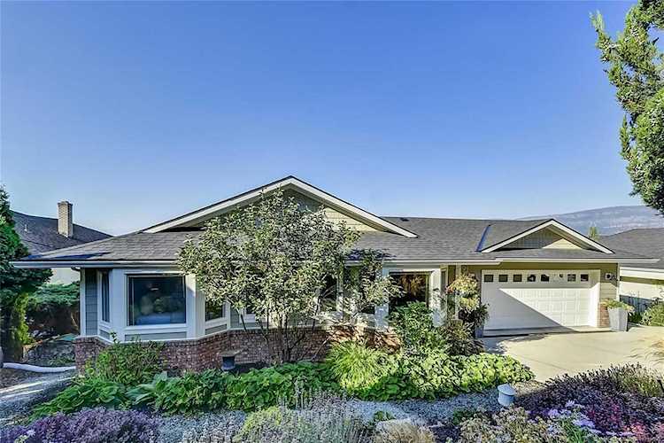 760 Royal Pine Drive Kelowna, BC V1Y9G2