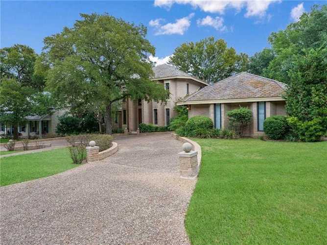 10209 La Costa DR Austin, TX 78747