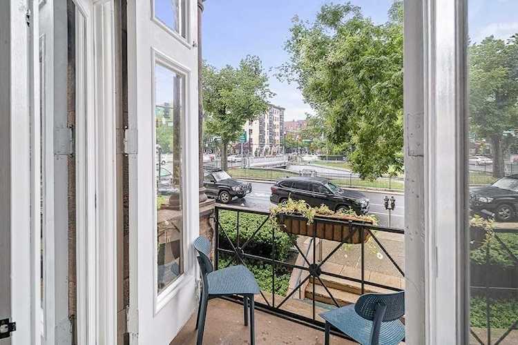 362 Commonwealth Avenue #1A Boston, MA 02115