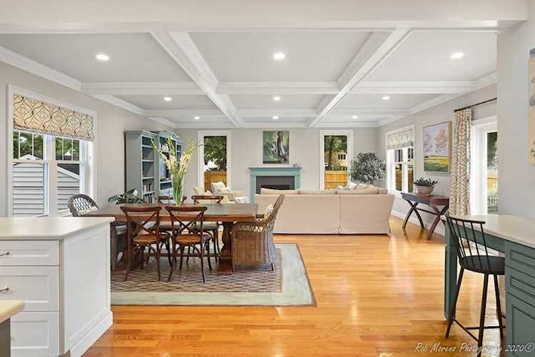 5 Upland Rd Newburyport, MA 01950