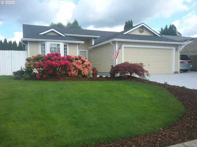 102 NW 17th St Battle Ground, WA 98604