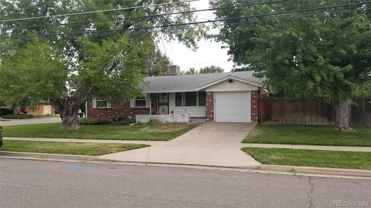 1408 S Oneida St Denver, CO 80224 | MLS ® 8150366 Photo 1