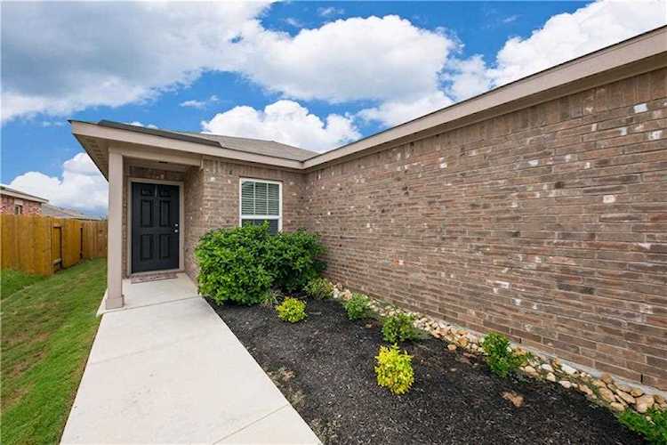 164 Proclamation Ave Liberty Hill, TX 78642