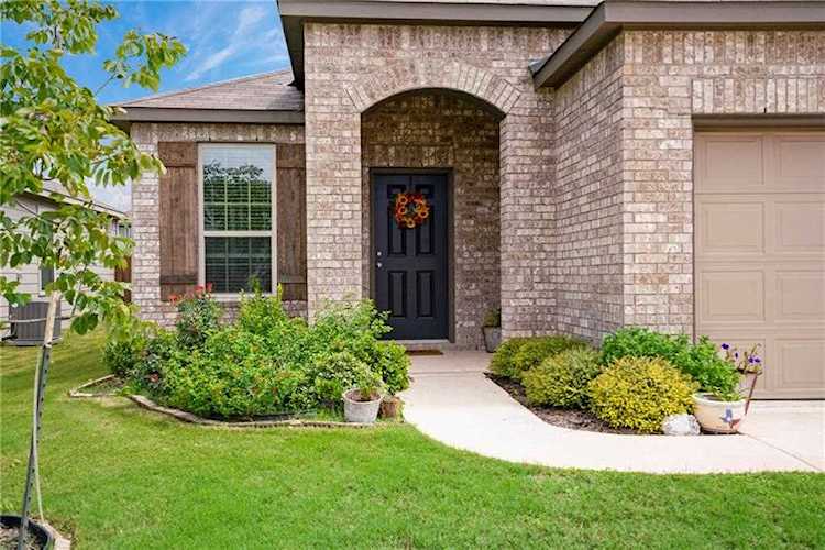 529 Coffee Berry Dr Georgetown, TX 78626