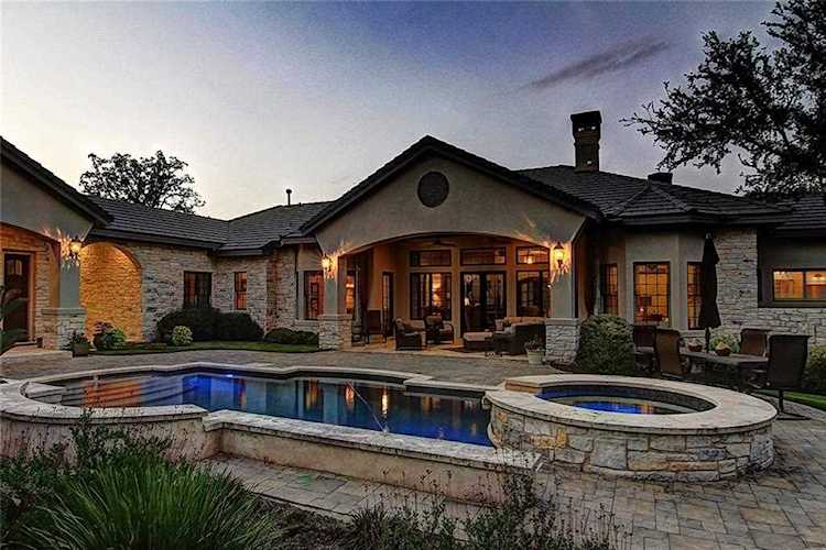 114 Dovetail Ln Georgetown, TX 78628