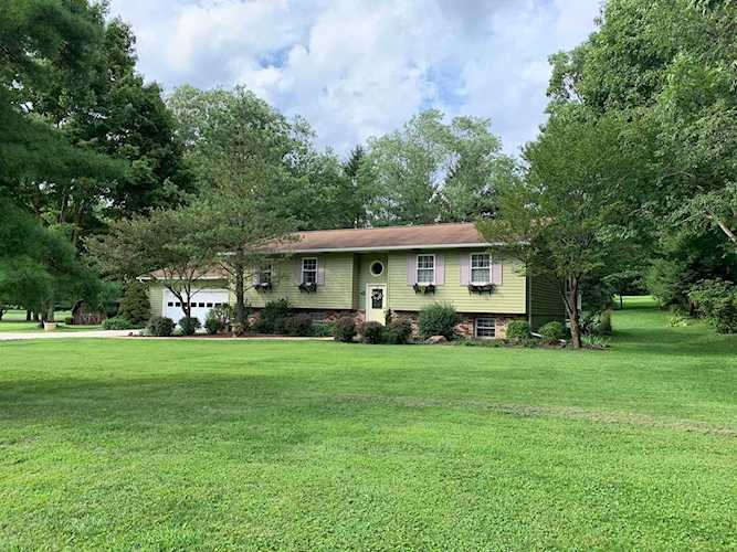 141 Dorrence Road Granville, OH 43023