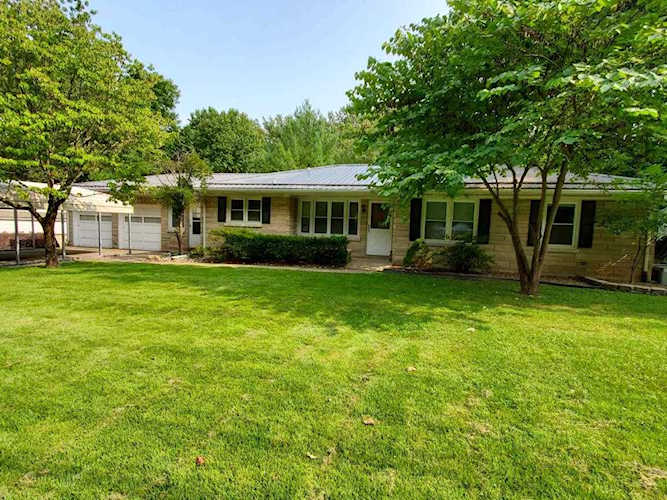 6101 Petersburg Road Evansville, IN 47711