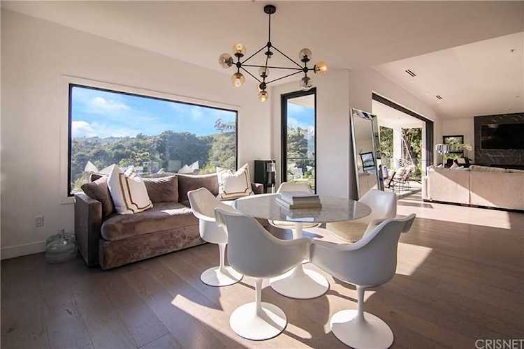 2621 Creston Drive Los Angeles, CA 90068