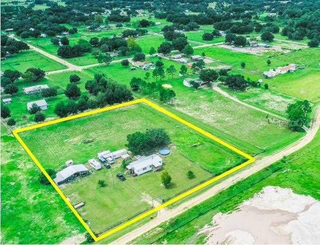 261 Sunridge Dr Auburndale, FL 33823