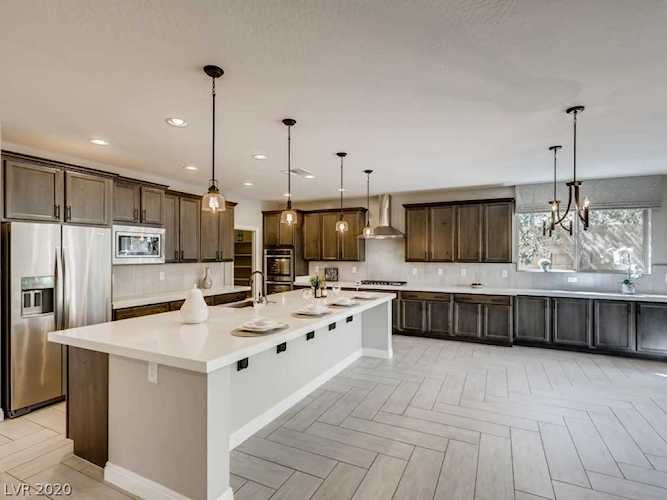 9724 Wildflower Vista Ave Las Vegas, NV 89166