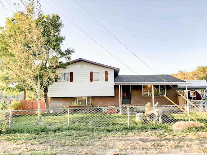 1016 Swisher Rd Pocatello, ID 83204