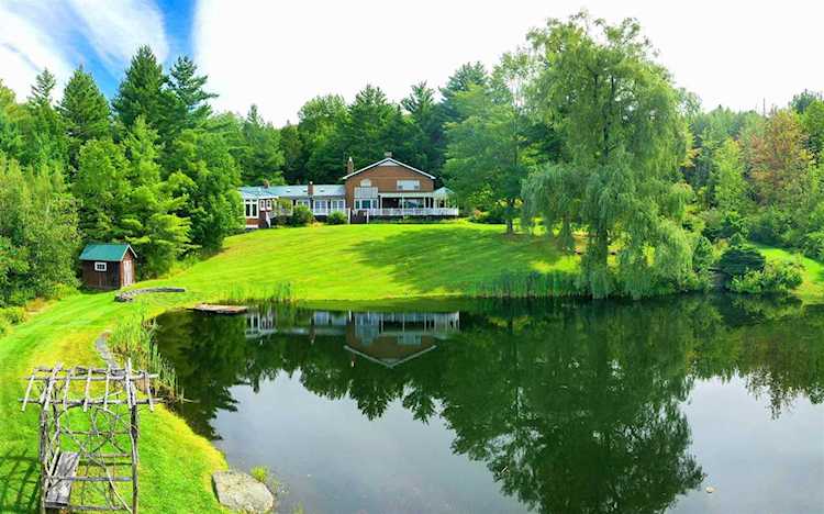 382 Lang Farm Rd Stowe, VT 05672