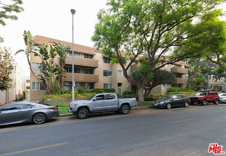14141 Dickens Street #113 Sherman Oaks, CA 91423