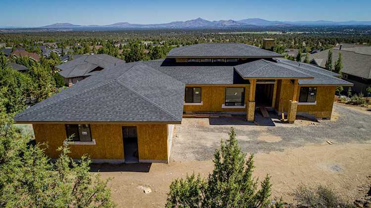 10175 Sundance Ridge Loop Redmond, OR 97756