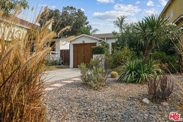 3411 Ferncroft Road Los Angeles, CA 90039