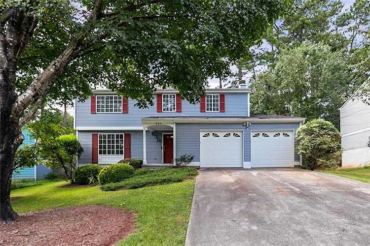 998 Pepperwood Trl Norcross, GA 30093