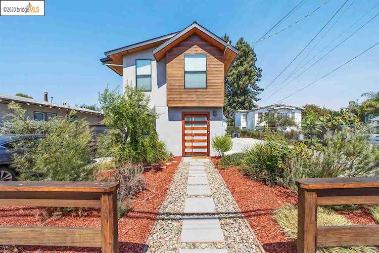 1020 61St St Oakland, CA 94608