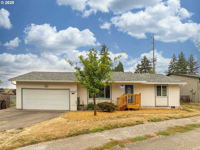 2353 SE Washington Ct Hillsboro, OR 97123