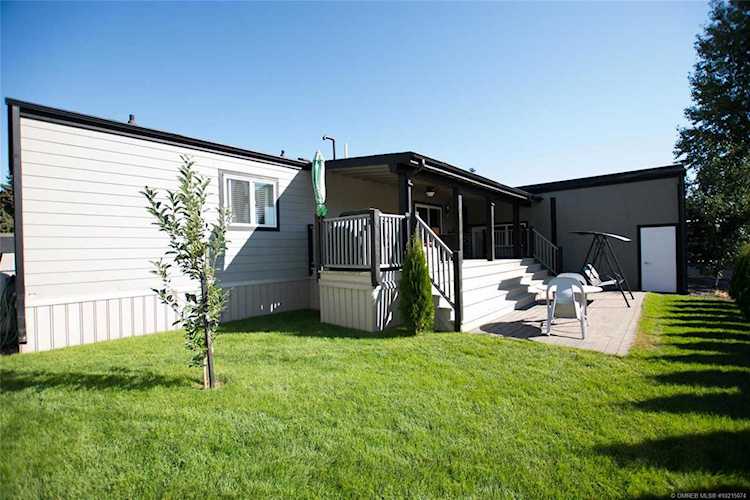 8945 97N Highway Lake Country, BC V4V1E8