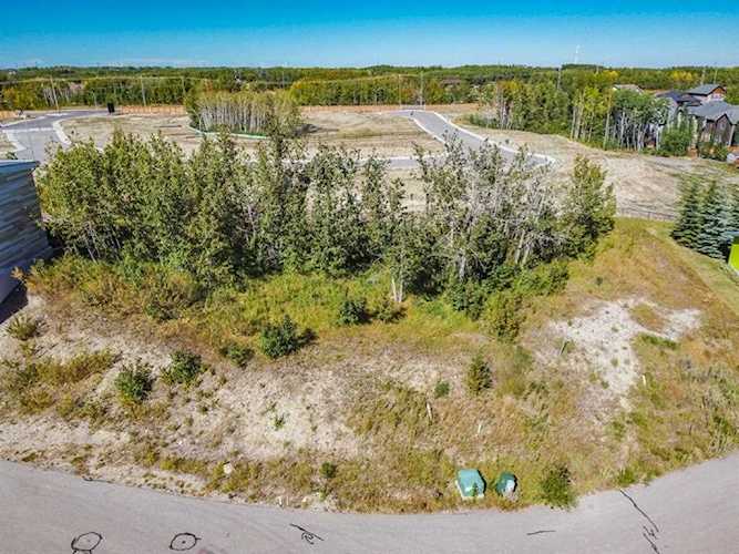 37 Rockhaven Green NW Calgary, AB T3G 5H3