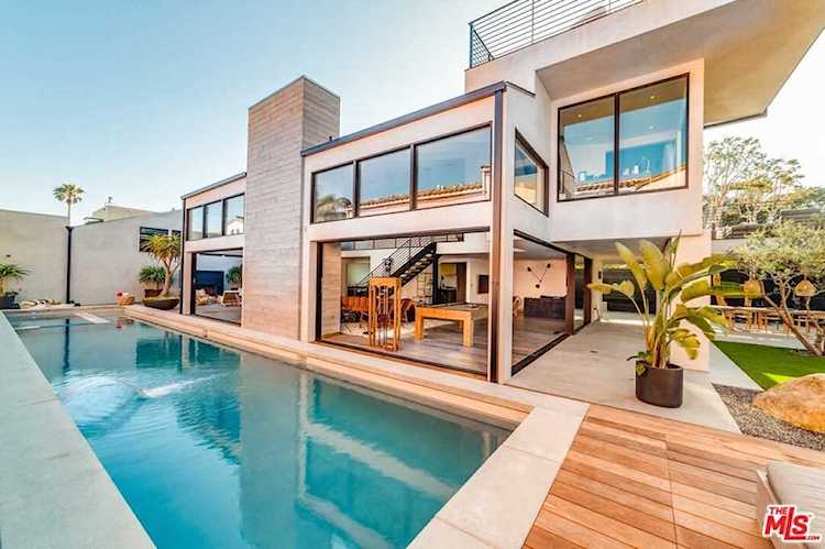 23401 Malibu Colony Road Malibu, CA 90265