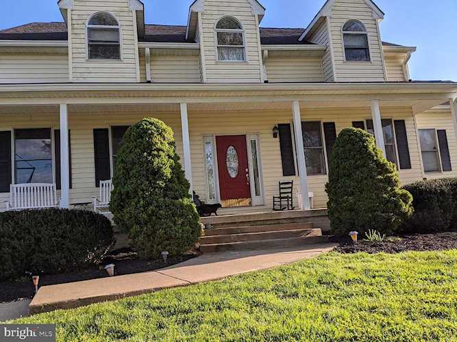 11691 Ropp Ln Lovettsville, VA 20180