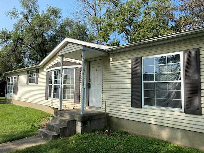 1720 E Rockford Ln Louisville, KY 40216