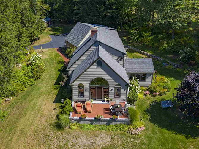 63 Broad Cove Dr Concord, NH 03303