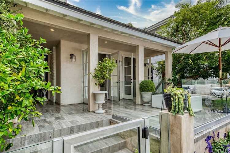 612 Carnation Avenue Corona Del Mar, CA 92625