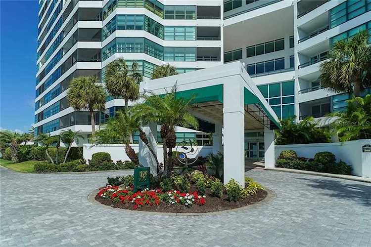988 Blvd of The Arts #1911 Sarasota, FL 34236