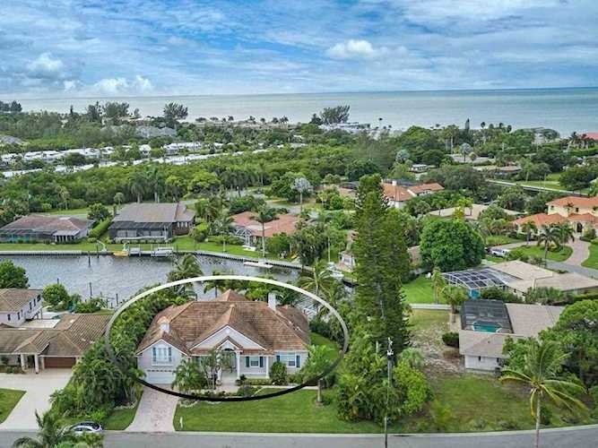 680 Old Compass Rd Longboat Key, FL 34228